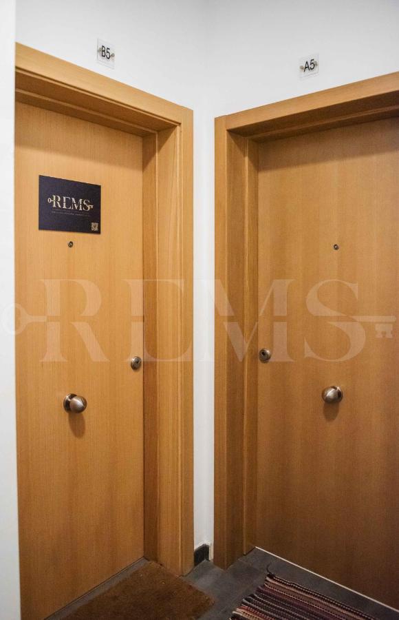 3Br Apartment With Parking And Patio In The Center By Rems Малага Екстериор снимка